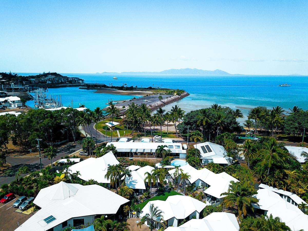 Island Leisure Resort Nelly Bay Екстериор снимка