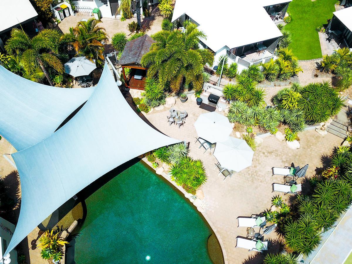 Island Leisure Resort Nelly Bay Екстериор снимка