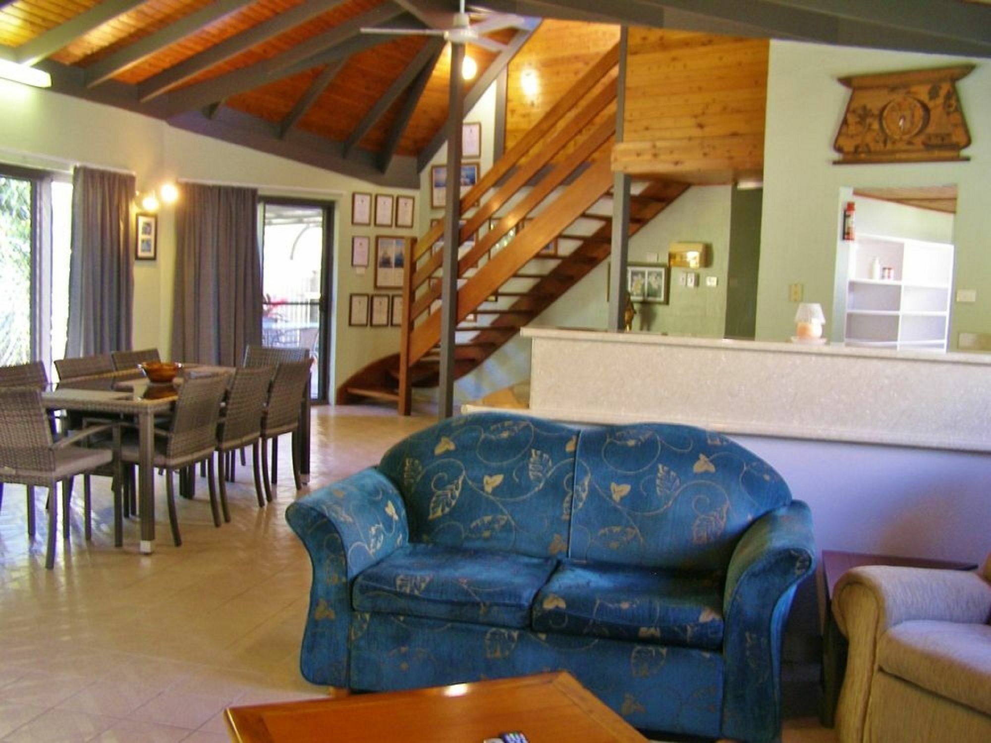 Island Leisure Resort Nelly Bay Екстериор снимка