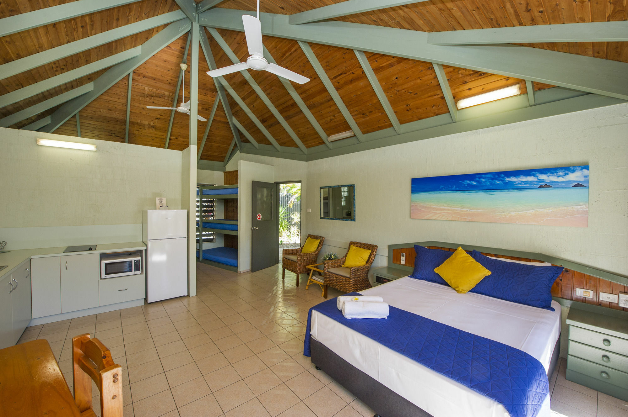 Island Leisure Resort Nelly Bay Екстериор снимка