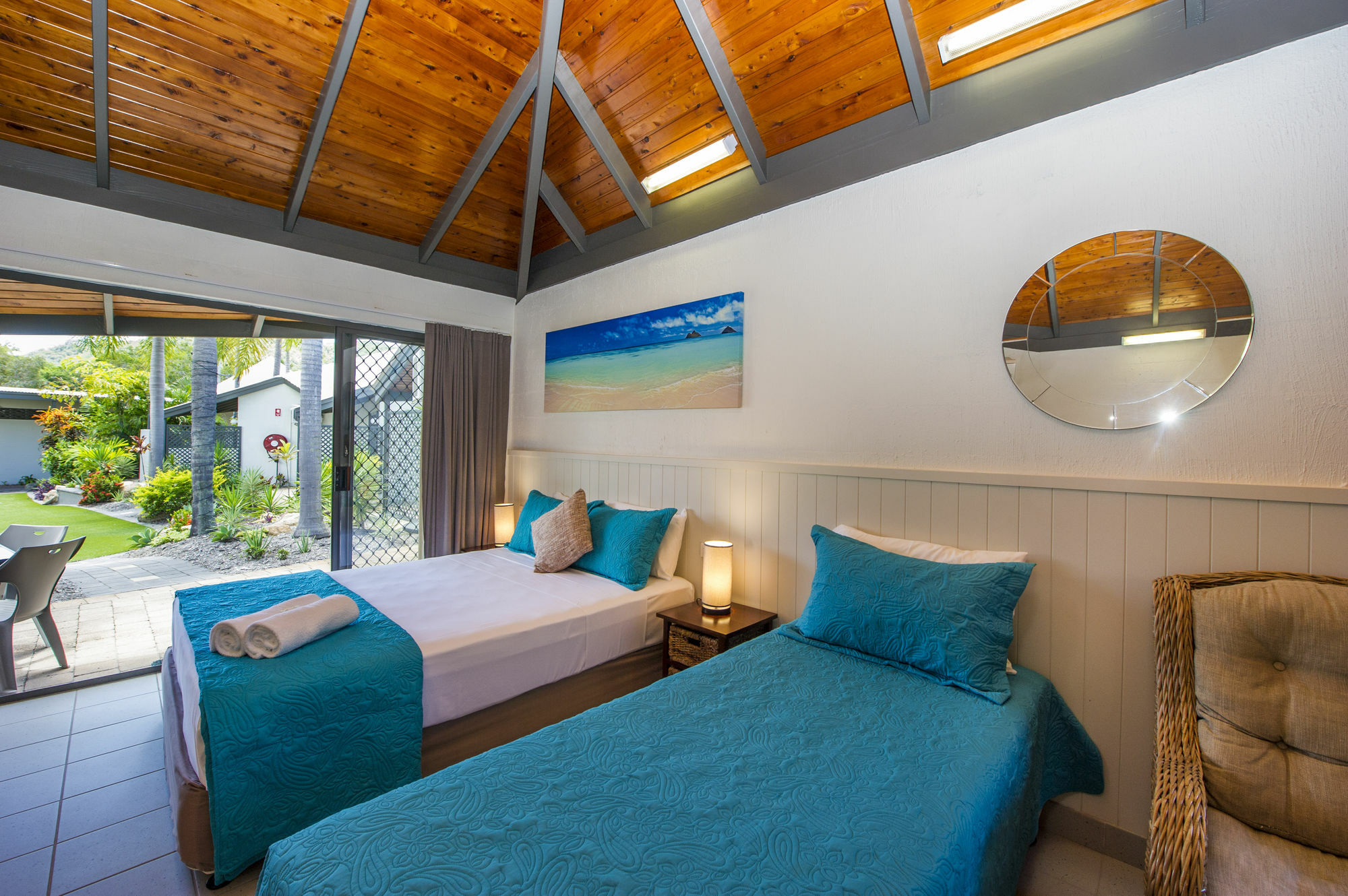 Island Leisure Resort Nelly Bay Екстериор снимка